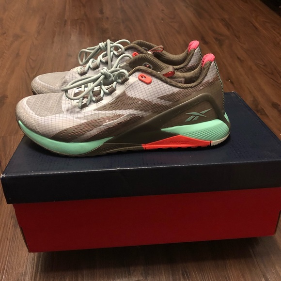 Women’s Reebok Nano X1 Adventures - Size 7.5 - Mint and Grey - Picture 2 of 4